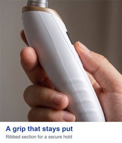 A grip that stays put: close view of the ribbed grip section on the pore vacuum device